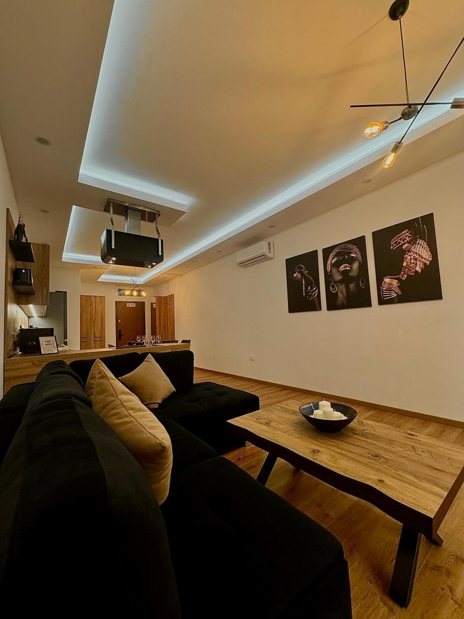 Luxury Central Baba Apartment Shkodër Екстериор снимка