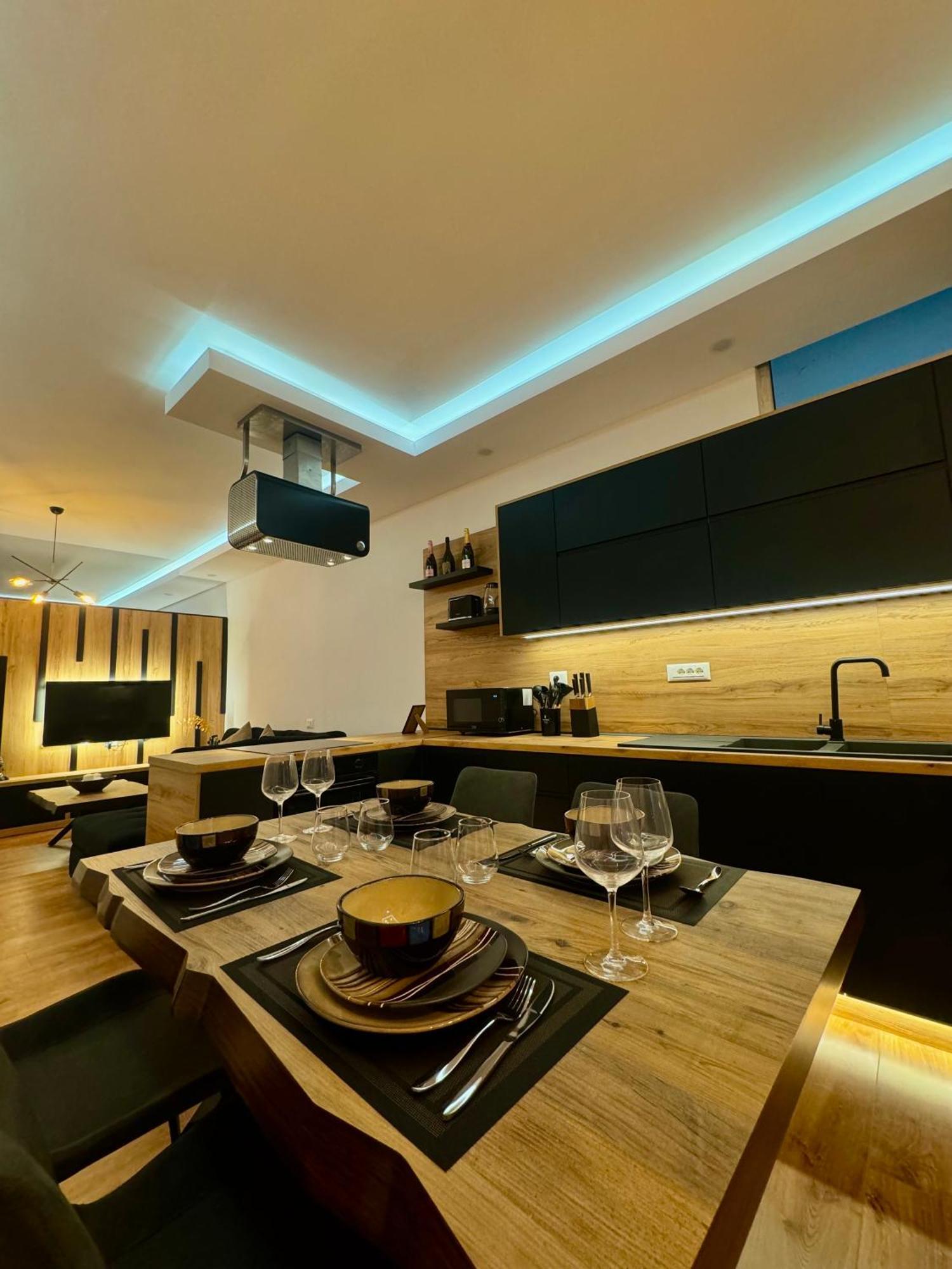 Luxury Central Baba Apartment Shkodër Екстериор снимка